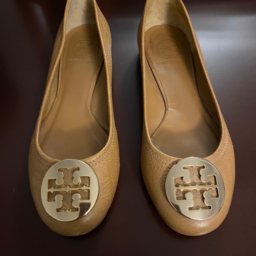 ⭐️SOLD⭐️ Tory Burch Chestnut Flats Size 7 - Picture 2 of 6